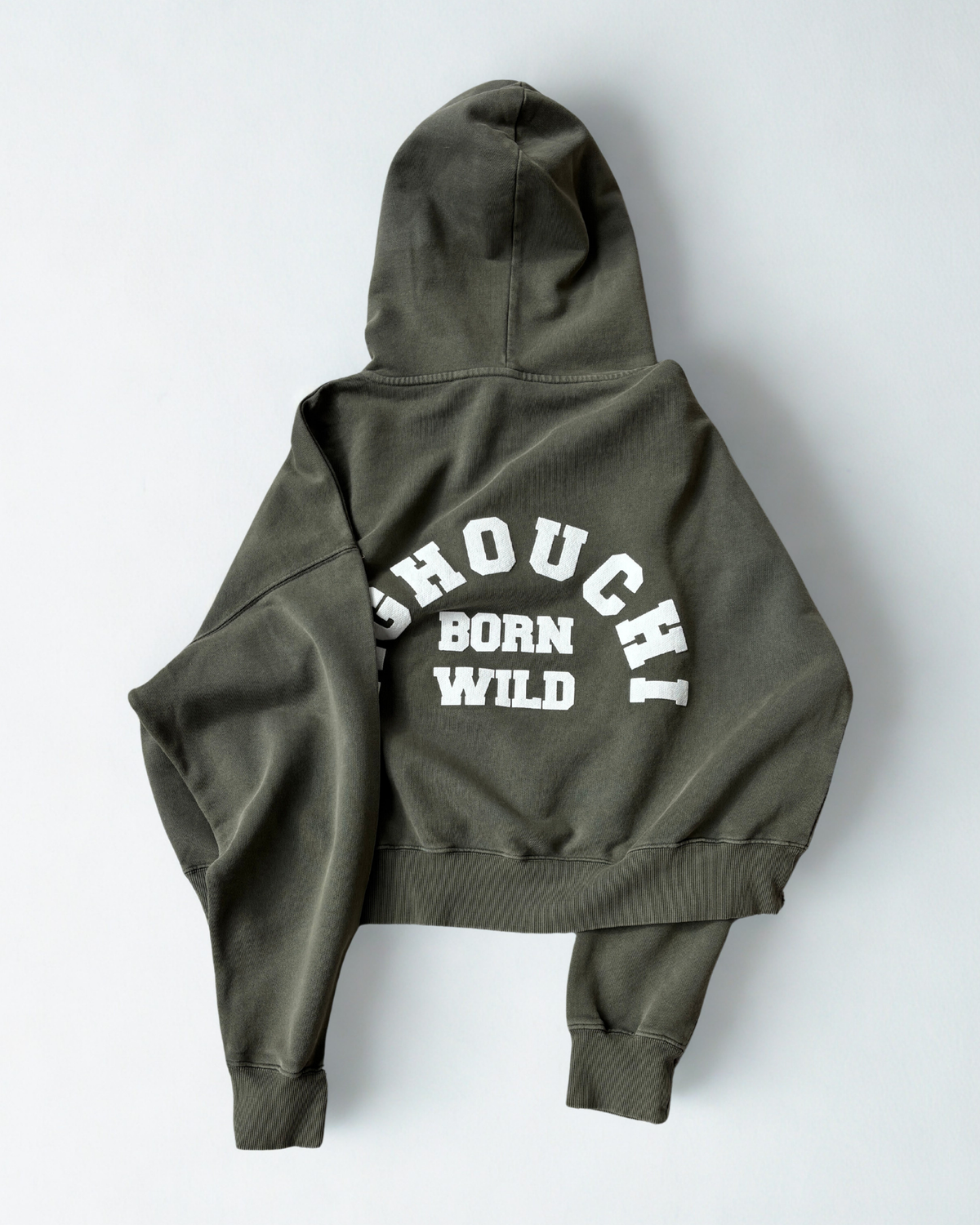 MILITAR GREEN Born Wild