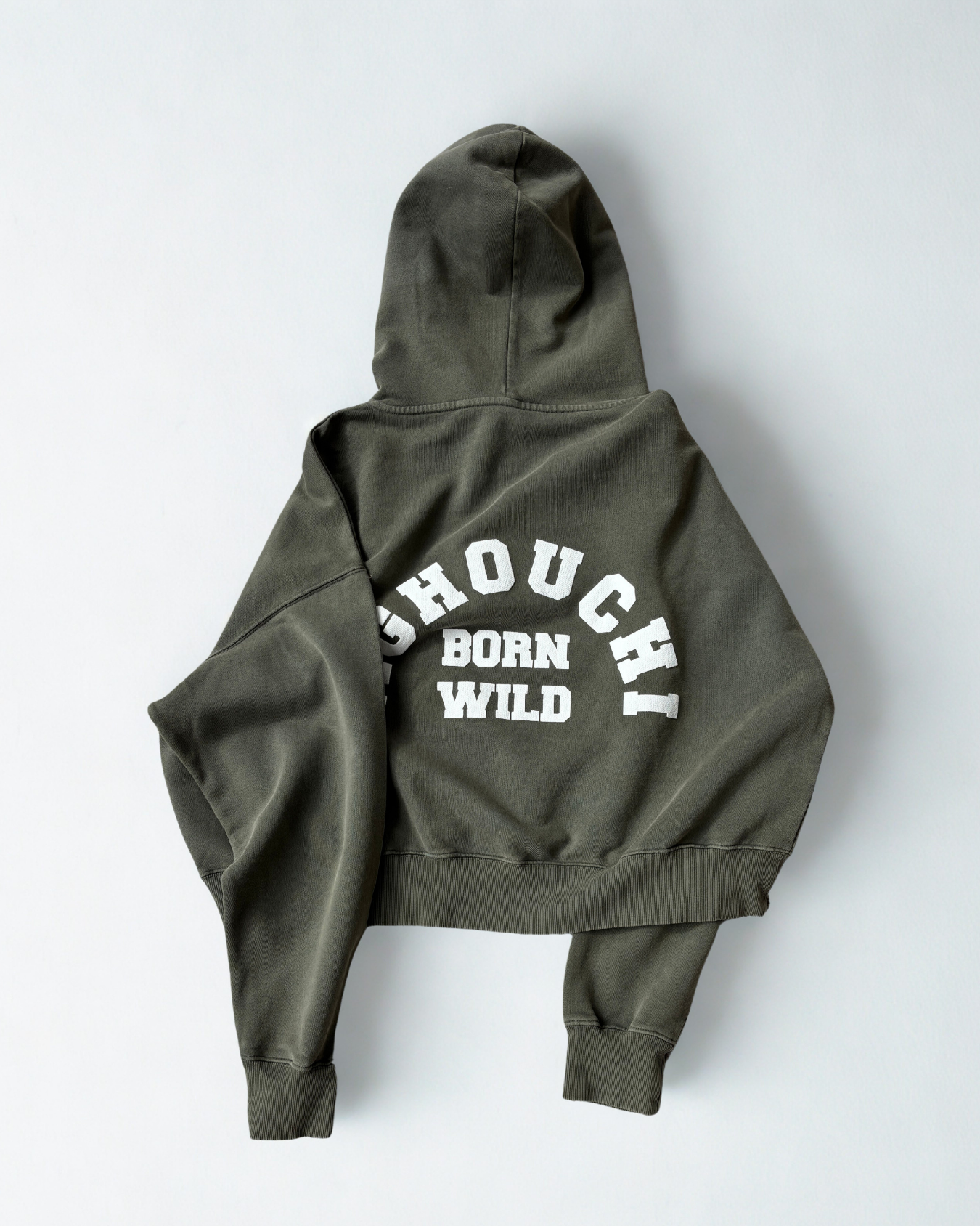 BORN WILD HOODIE - COLOR MILITAR GREEN